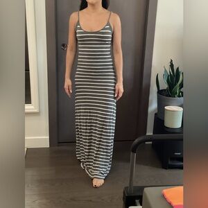Small dynamite dress maxi